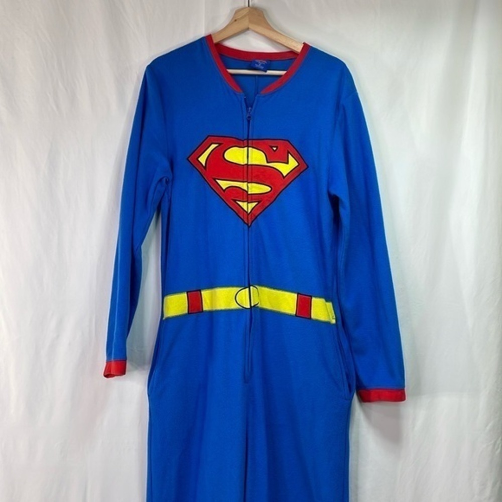 🐬 superman one piece costume with removable cape: